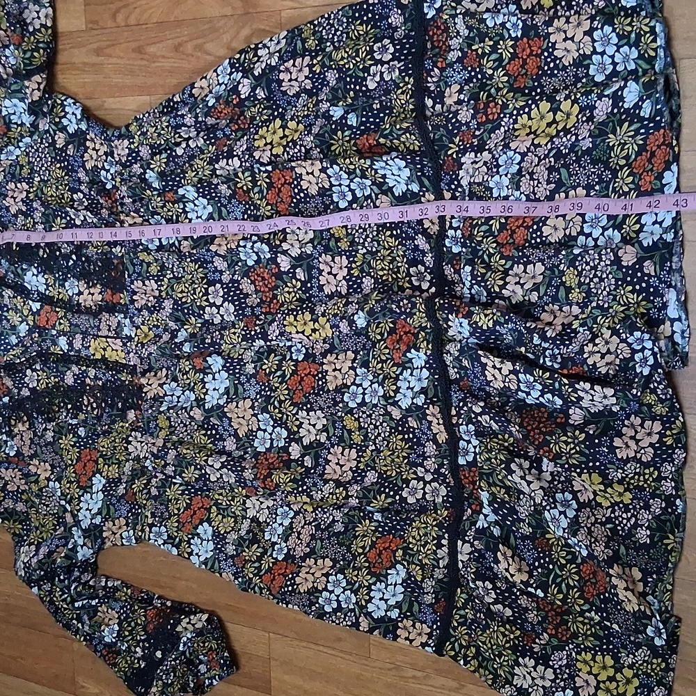 Black Floral Long Sleeve Dress - Picture 9 of 10